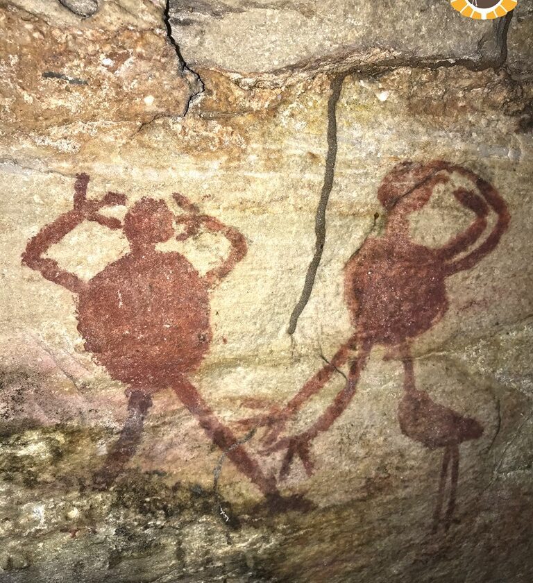 hombre y ñandú de cerca - Arte Rupestre Quitunuquiña Roboré